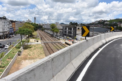 Viaduto Helio Fádel Araujo Juiz de FORA MG2.JPG