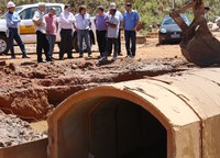 DNIT/ES inicia desobstrução de bueiros na BR-262