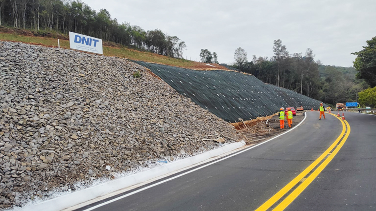 Template foto portal 1920x1080 (13).png