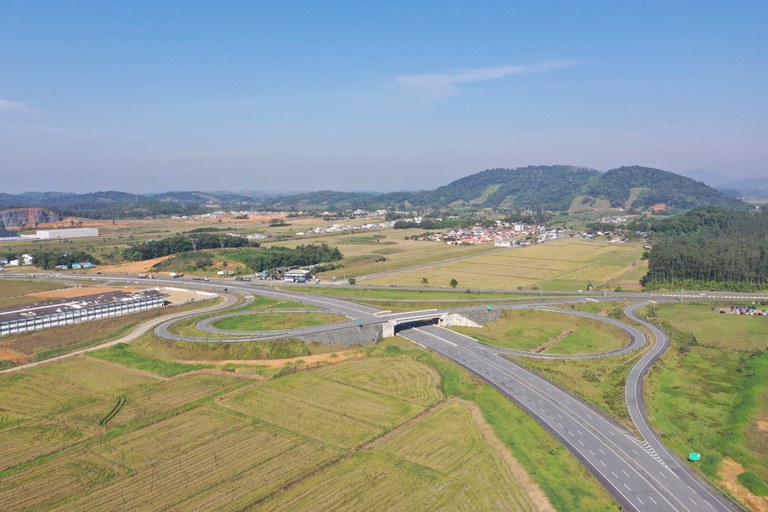 km 51 viaduto início do contorno.JPG