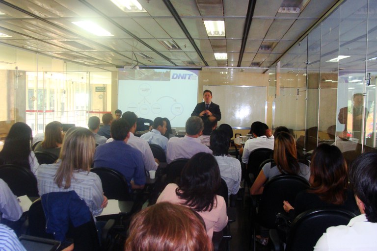 DNIT monta Grupo de Trabalho para automatizar licitações 