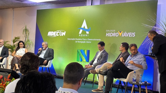 “Diálogos Hidroviáveis” em Manaus