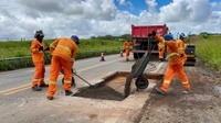 DNIT realiza serviços de tapa-buraco no km 56 da BR-235/SE