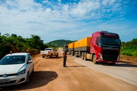 Equipes da autarquia apoiaram operação na BR-163/PA para manter a trafegabilidade na rodovia