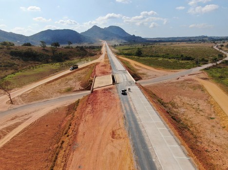 Contorno Mestre Álvaro 10.06.22b.jpg