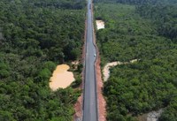 No Amazonas, DNIT inicia asfaltamento de 20 quilômetros da BR-319