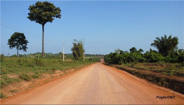 Pavimentação de mais um trecho da BR-163 recebe 14 propostas