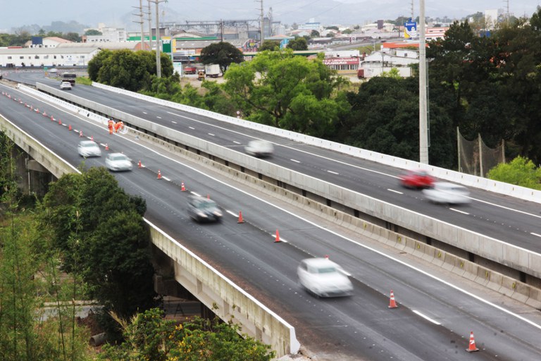 Comunicado – BR-101 interditada no Km 334 – Prefeitura de Tubarão