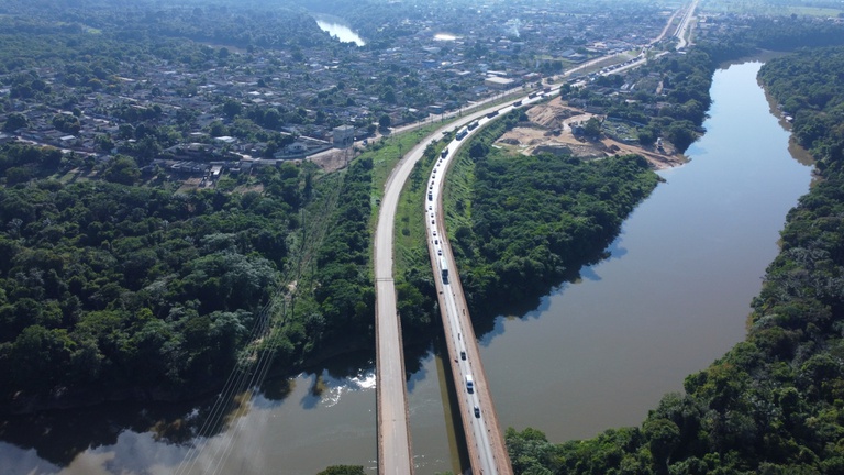 Rio Candeias.JPG