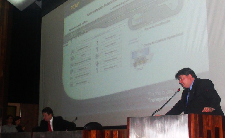 Rodovias terão pesagem de veículos em movimento