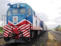 Servidor do DNIT recebe homenagem da Ferroeste