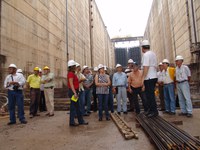 Técnicos do DNIT visitam obras das Eclusas de Tucuruí