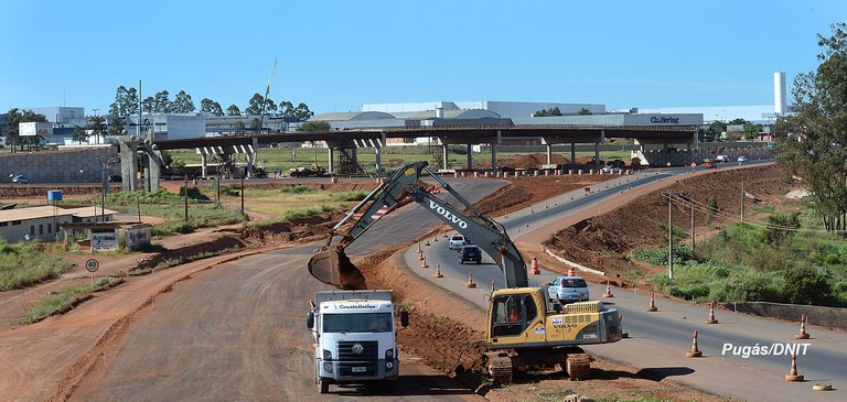 Viaduto do DAIA vai desafogar trânsito em Anápolis