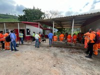 DNIT e gestora ambiental realizam ações ambientais com trabalhadores da BR-381/MG