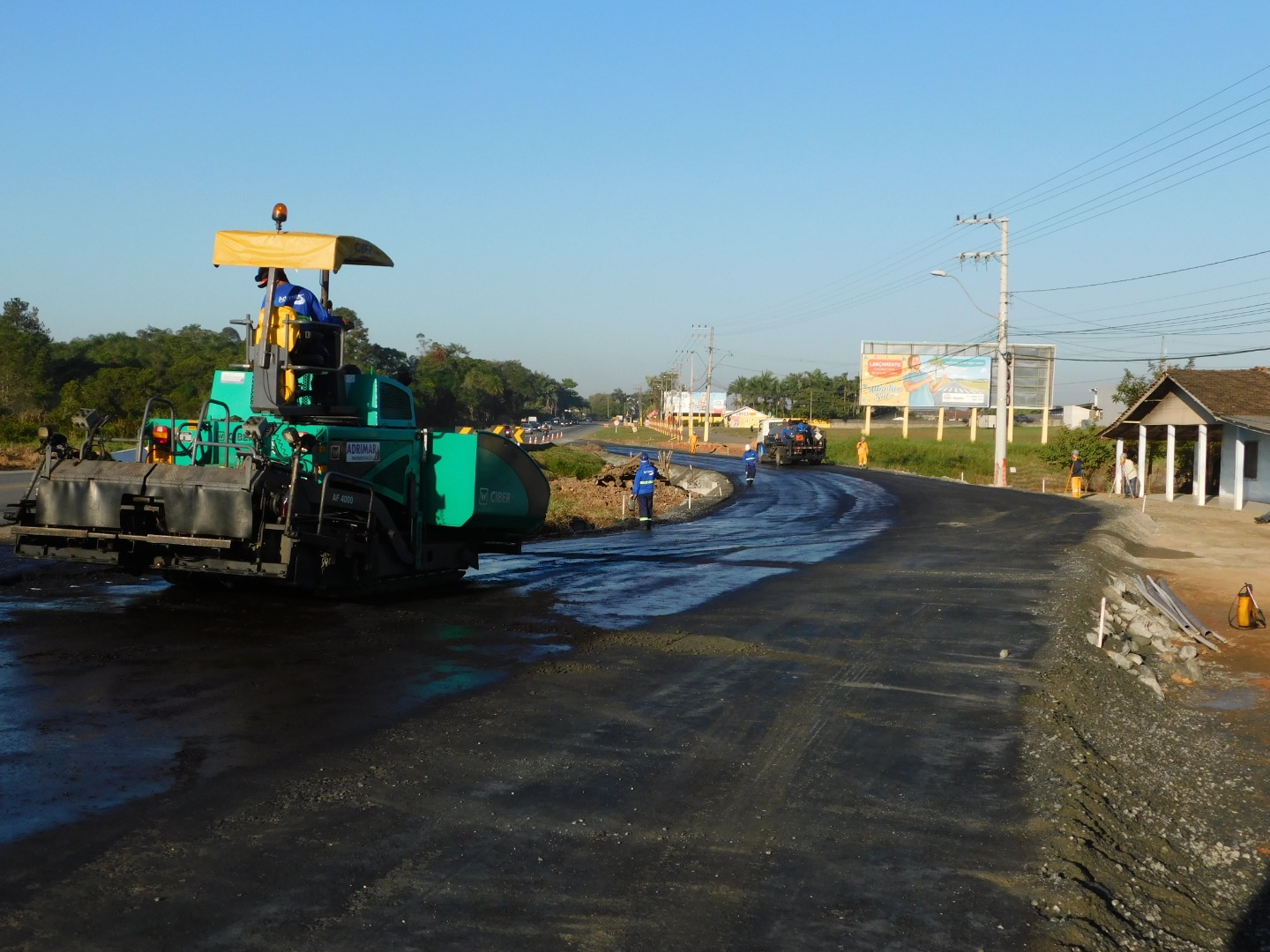 28.05.2021 - Construção do desvio em Araquari, km 28.jpg