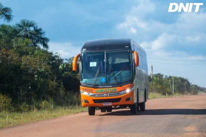 BR-319 -Início da movimentação de ônibus.jpg