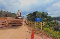 DNIT realiza manutenção da ponte sobre o Igarapé Pilão, localizado na região hidrográfica do Rio Acará