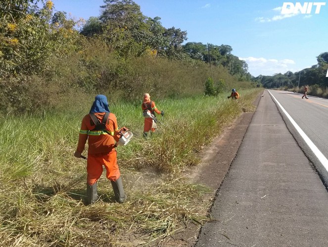 BR-319 - manutenção e conservação 01.jpg