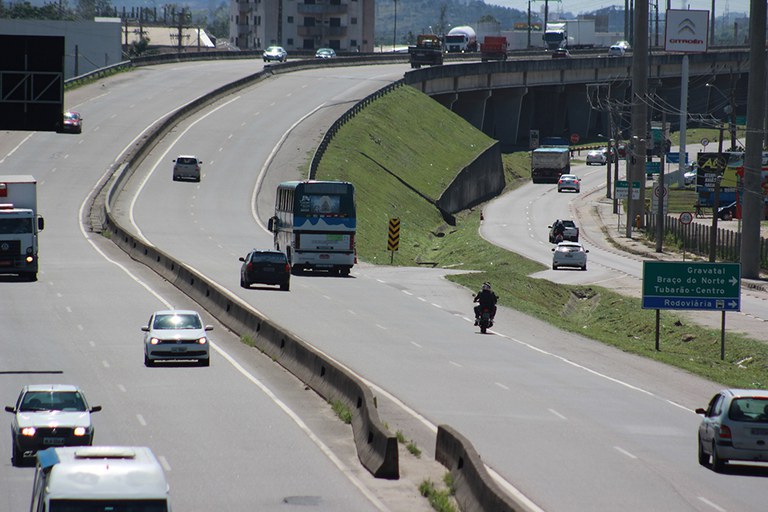 DNITSC fará trabalhos em viaduto de acesso central de Tubarão 