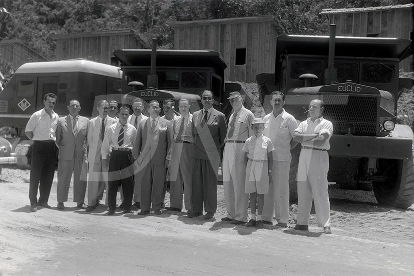 BR_3- 040- Rio-Petrópolis_Inalguração da ponte sobre o Rio Iguassu _ 1959_AP25960.jpg