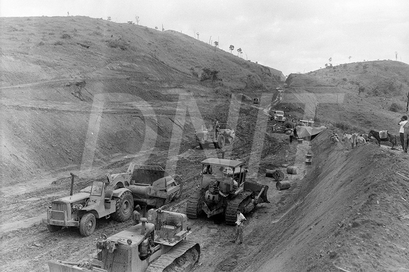 BR_4-116_ Rio Bahia-Trecho Caratinga_Feira de Santana _ Jun 6218534.jpg