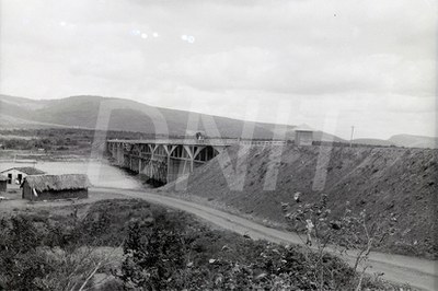 BR_4-116_Rio Bahia Ponte sobre o Rio Paraguassu _ 1949_ 7703.jpg