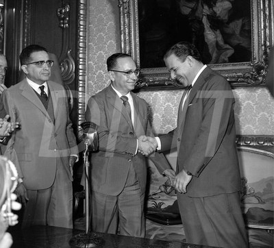 BR_4 Assinatura de crédito-Palácio das Larangeiras-RJ _09 Mai 1962_AP27004.jpg