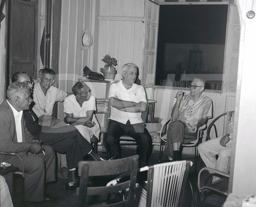 BR_5 Visita do Gov da Bahia á residência do DNER em Eunápolis_Obras no Trecho-Eunápolis_Emburaun _ 31731.jpg