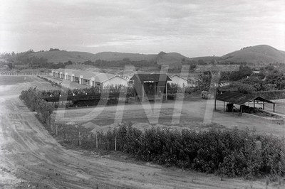 Dr Regis Bitencourtt na Inauguração da Vila Operária _ 29 Dez 1961 _ 18278.jpg