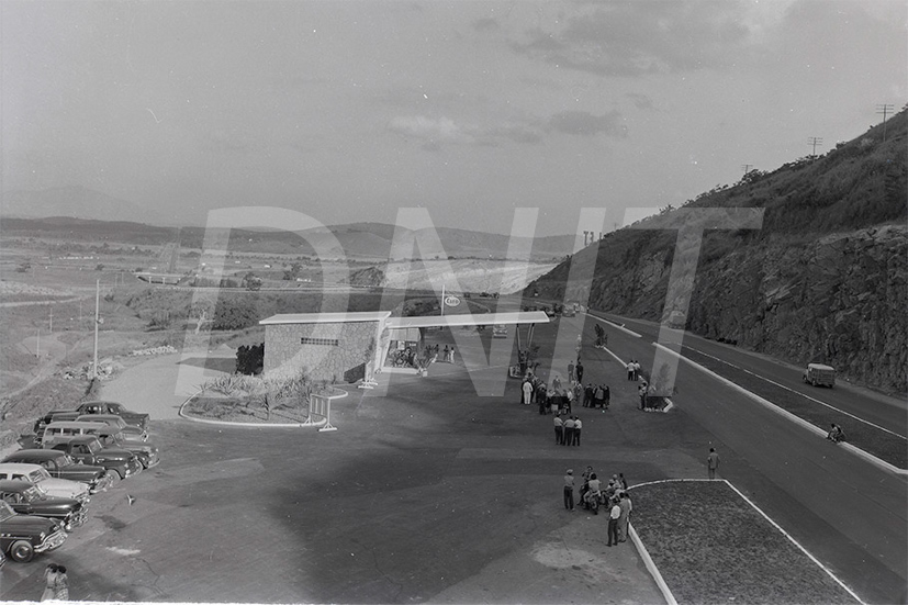 Dr Regis Bitencurt  na Inauguração do posto de gasolina e bar na Garganta da Viuva da Graça _ 09 Mar 19528598.jpg