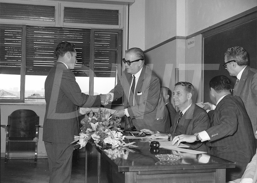 Encerramento do Curso de aperfecoamento dos técnicos em contabilidade _ 12 Jun 1962_AP26994.jpg