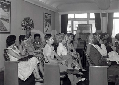 Entrega de Diplomas aos Fundadores da Cooperativa dos Rodoviários_s.d_AP27511.jpg