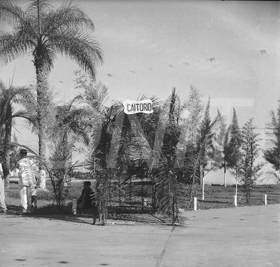 Festa Junina no Centro Rodoviario 28 Jun 1957_AP26071.jpg