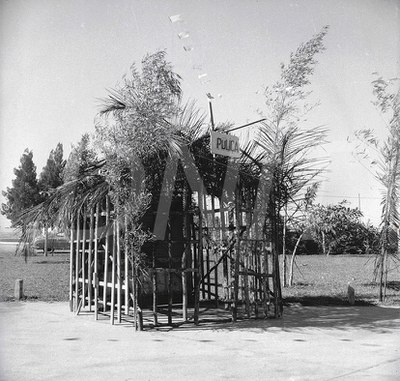 Festa Junina no Centro Rodoviario 28 Jun 1957_AP26074.jpg