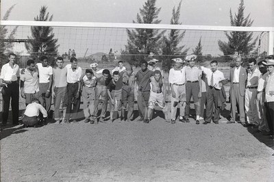 Festa Junina no Centro Rodoviario 28 Jun 1957_AP26083.jpg