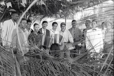 Festa Junina no Centro Rodoviario 28 Jun 1957_AP26093.jpg