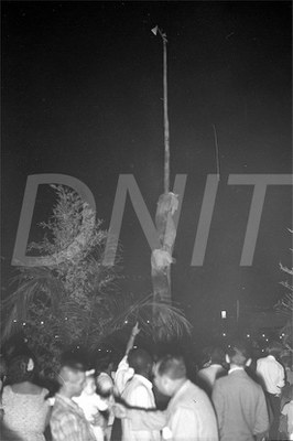 Festa Junina no Centro Rodoviario 28 Jun 1957_AP26096 2.jpg