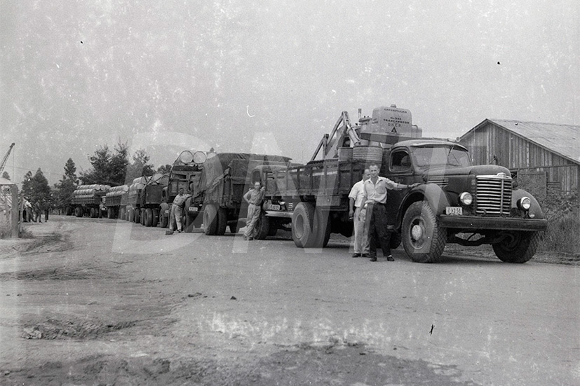 Frota de Caminhões da SEM_28 Mar 1951_ 008.jpg