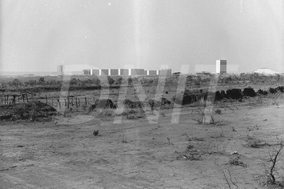 Grupo de Trabalho DNER - Em Brasília _ 1960 _ 33734.jpg