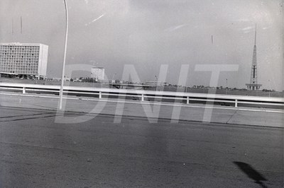 Grupo de Trabalho DNER - Em Brasília _ 1960 _ 33735.jpg