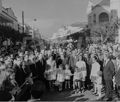 Homenagem do povo de São Leopoldo ao Pres. Costa e Silva Min.Transp. Mario Andreaza e Dir. do DNER Elizeu Resende_ Fot. Vergílio _  03 Jul 196943502.jpg
