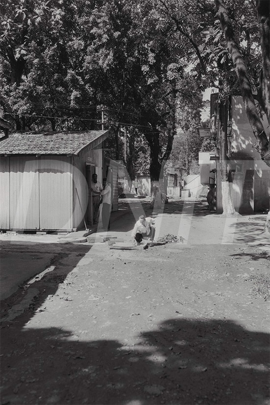 Laboratório Central _ 10 Out 1957 _ 016.jpg