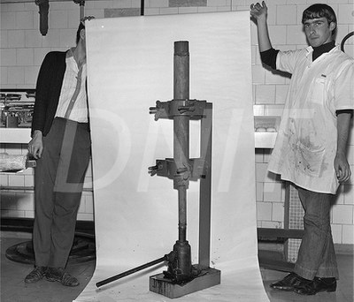 Laboratório Central _ DPT_Fot Nélcio _ 17 Jul 1969_ 43562.jpg