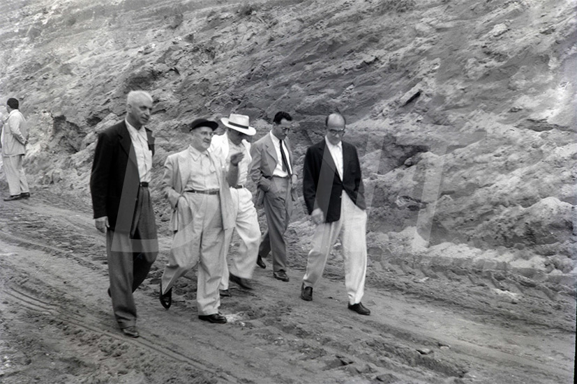 Nova estrada-Rio-Friburgo _ 04 Set 1953_AP25938.jpg