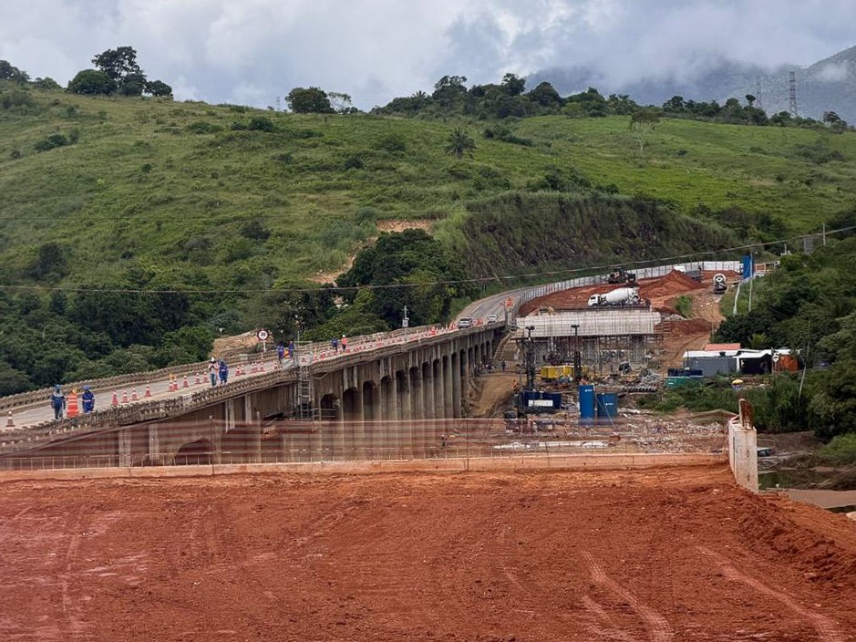 DNIT avança com obras da ponte sobre o Rio Jequitinhonha, na BR-101/BA
