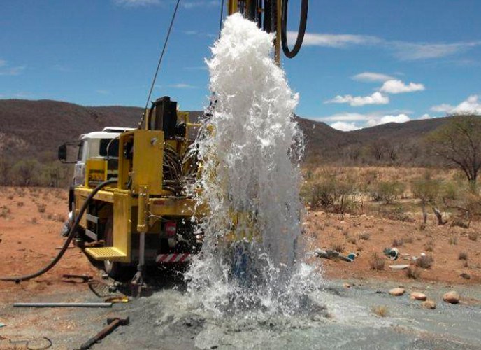 Perfuração Poços.jpg