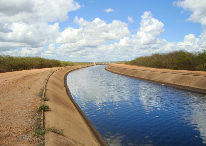 Baixo Acaraú (CE) canal principal (1).jpg