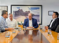 Segurança hídrica no semiárido: DNOCS assina ordem de serviço para mais de 100 poços no Ceará