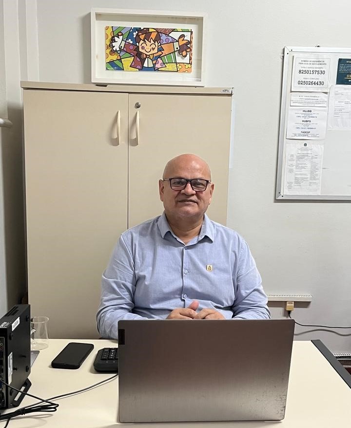 Professor-doutor Pedro Paulo Freire Piani