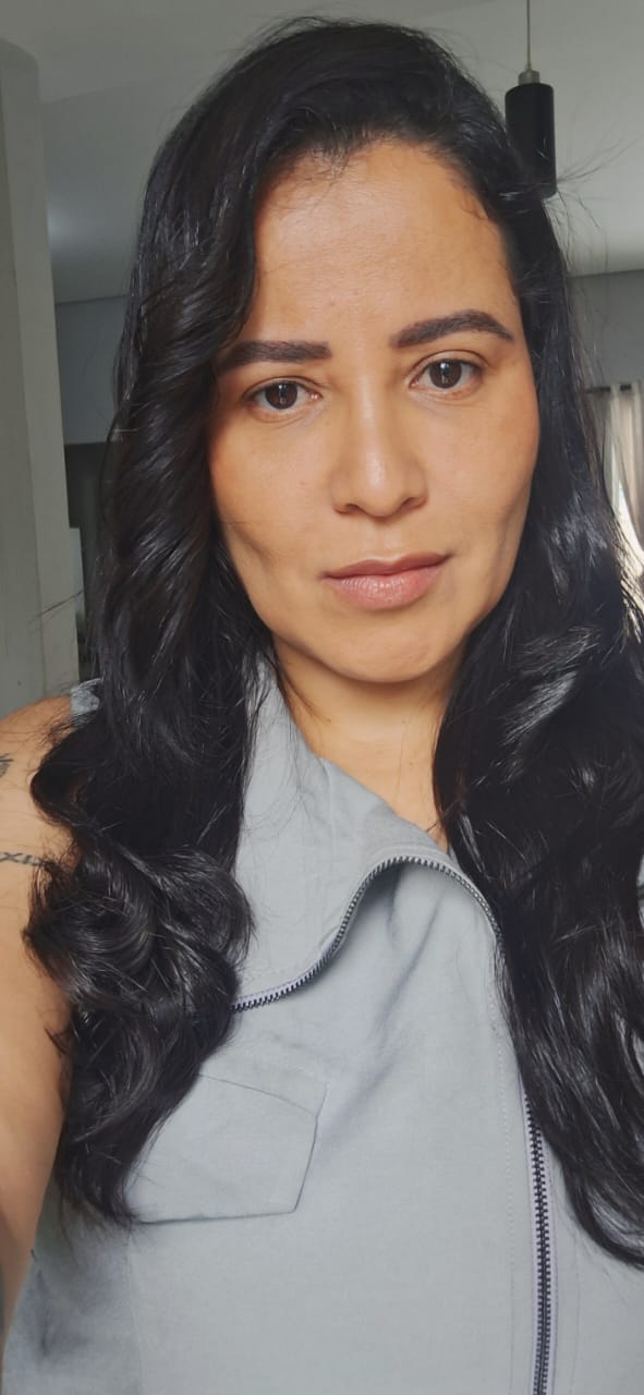 Nadja de Paula Barros Sousa